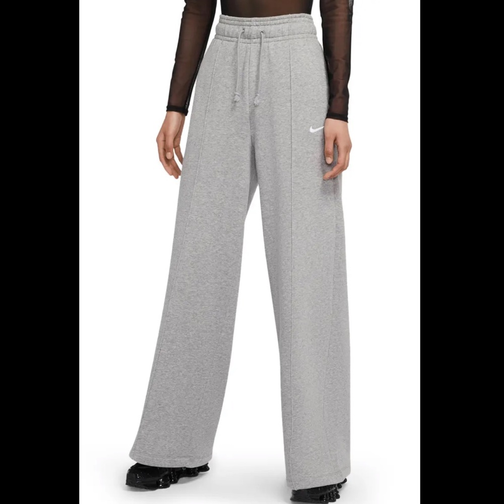 Nike Grey Palazzo Sweatpants Size Small